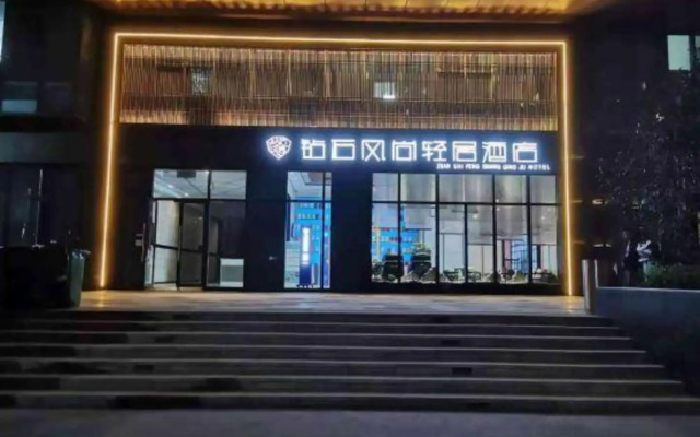 The Diamond Fashion Livable Hotel