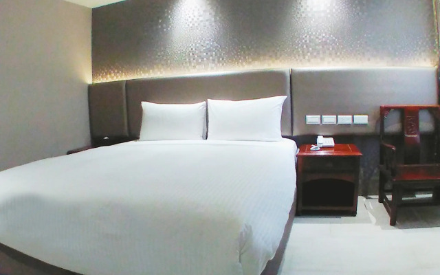 KDM Hotel