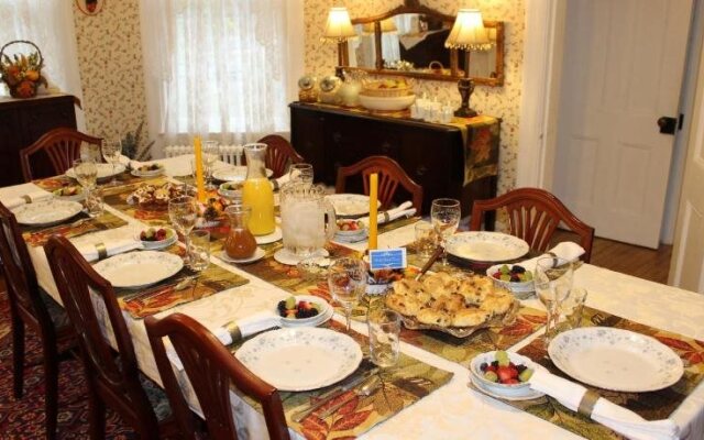 Stonegate Bed and Breakfast