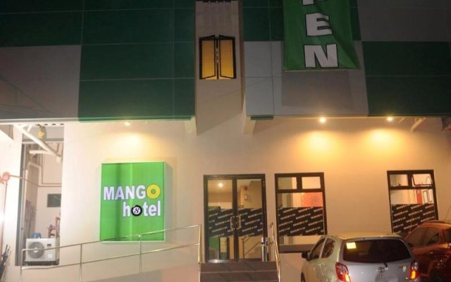 8 Mango Hotel