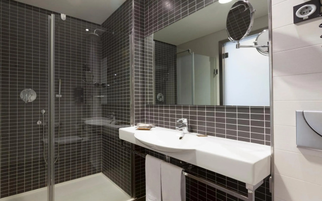 Canadas Best Value Inn Whitecourt