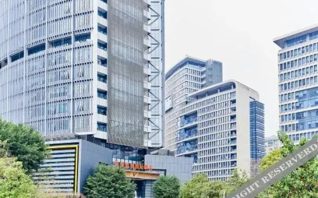 Vienna International Hotel (Longyan Business Center)