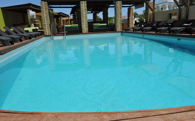 Hotel Heleni Beach