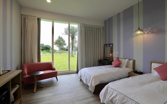 The Riverview Retreats