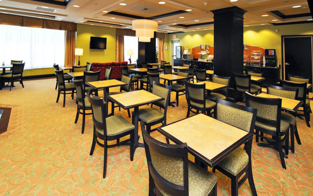 Holiday Inn Express & Suites Halifax Airport by IHG