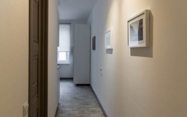 CoHome Apartment Kremenchugskaya near Nevsky Prospect