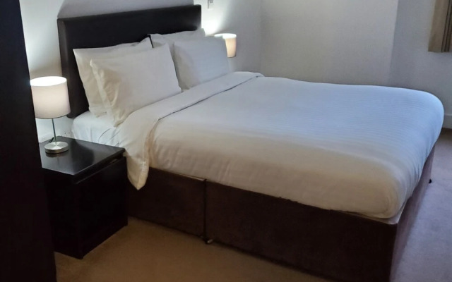 Captivating 2-bed Apartment in Canary Wharf London