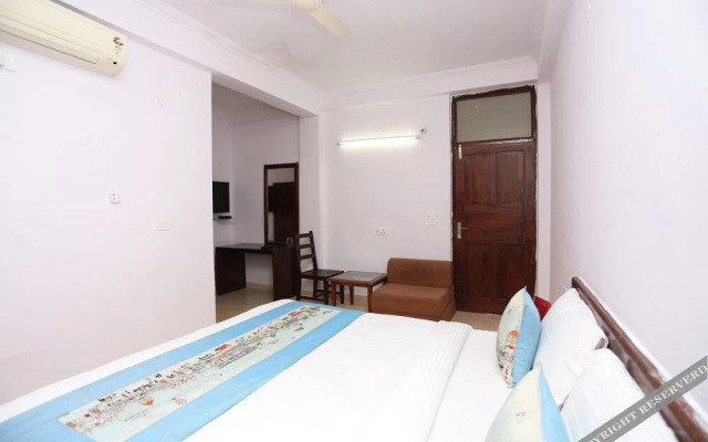 Capital O 9843 Hotel Indo Tiger