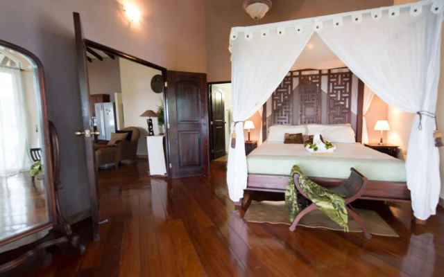 Popa Paradise Beach Resort