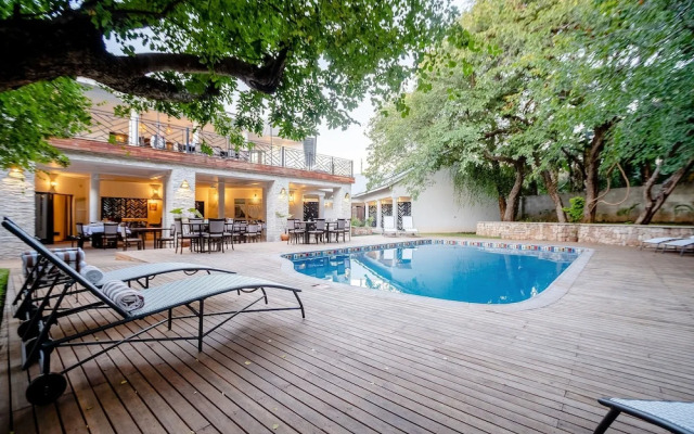 Nkosi Guest Lodge