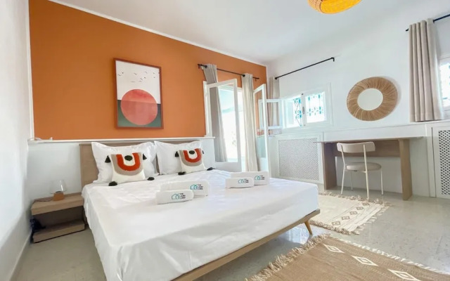 The Sea House Beach Front Villa With Pool
