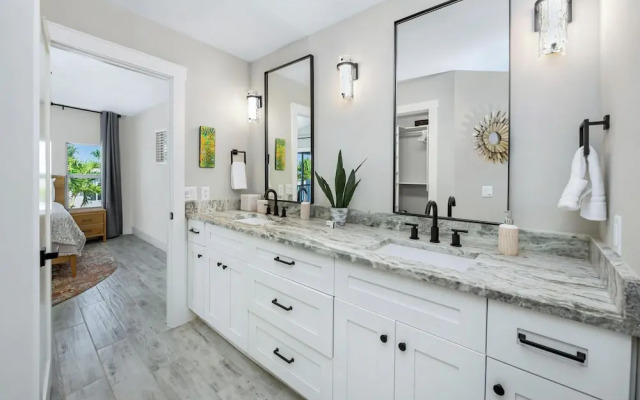 Harborside on Palermo