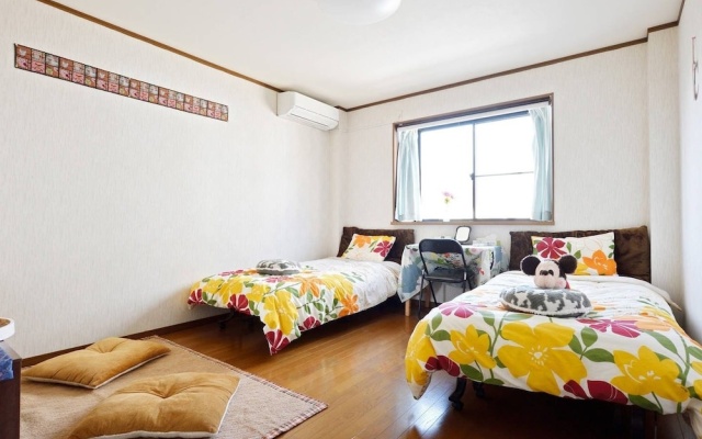 Raku House – Guest Rooms – Osaka