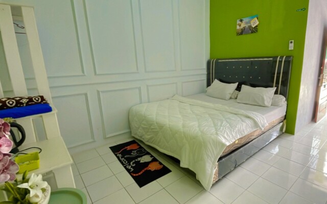 RedDoorz near Jalan Angsana Lubuk Linggau