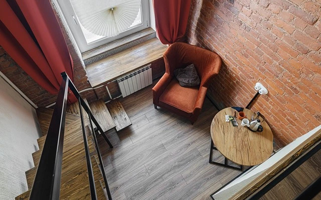 Bronza на Адмиралтейской набережной 10