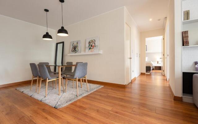 Trendy Host Canvas, Miraflores