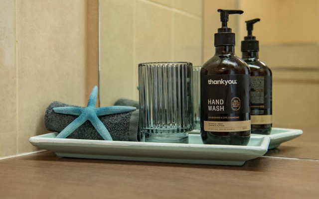 Ocean View 33A Studio Pool Ocean View WIFI