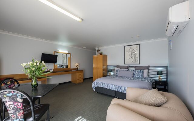 Comfort Inn Shearing Shed