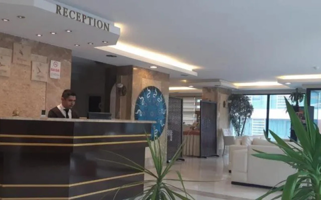 RZA Business Hotel