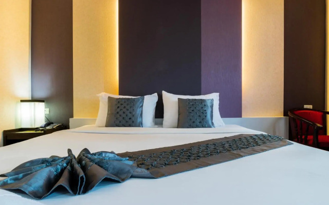 OYO 566 Princess Park Hotel