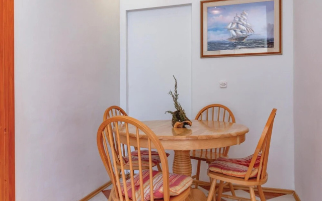Nice Home in Zivogosce With Wifi and 2 Bedrooms