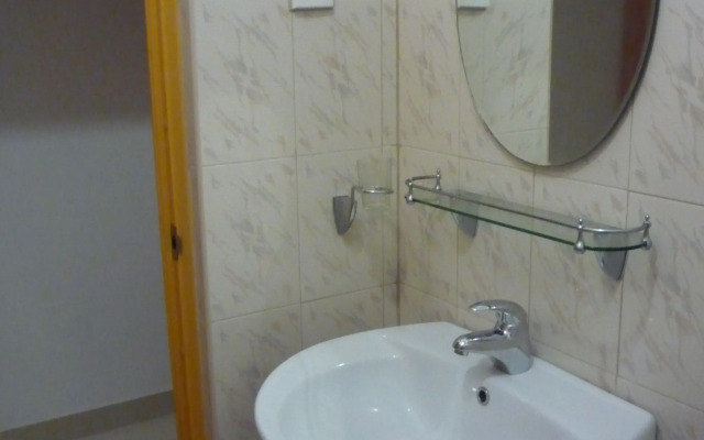 Nest Residence - Hostel