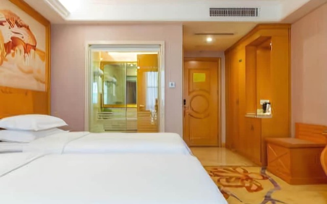 Vienna International Hotel Changsha Lu Gu Branch