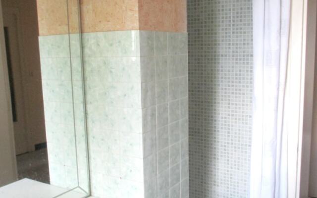 House With 4 Bedrooms in Charnay-lès-mâcon, With Wonderful Mountain Vi