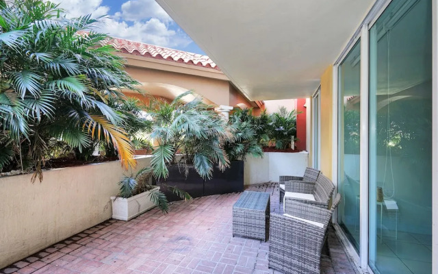 Intracoastal Sunny Isles by SunPearl