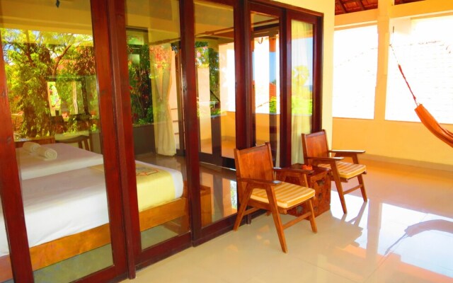 Amed Cafe & Hotel Kebun Wayan