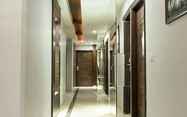 Hotel Narula's Aurrum