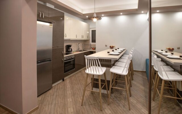 Stunning Apt near Acropolis Museum by GHH