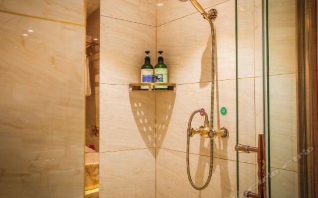 Wuhan Feitai Business Hotel