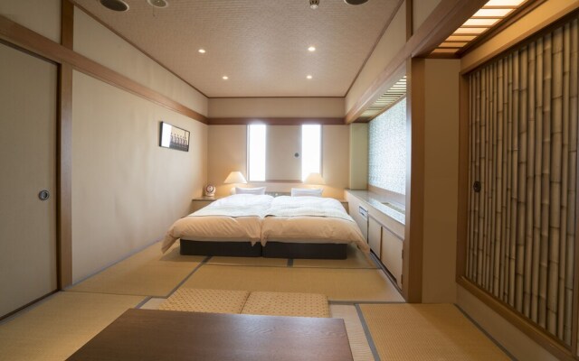 Tsubaki Inn