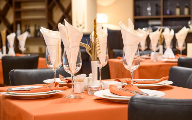 Parklands Hotel