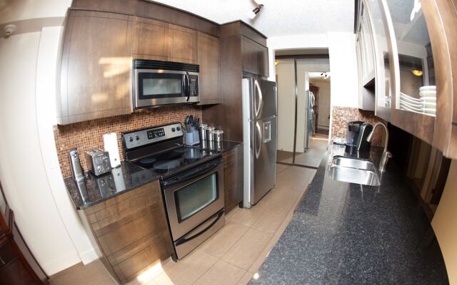 Corporate Suites of Calgary - Eightwelve