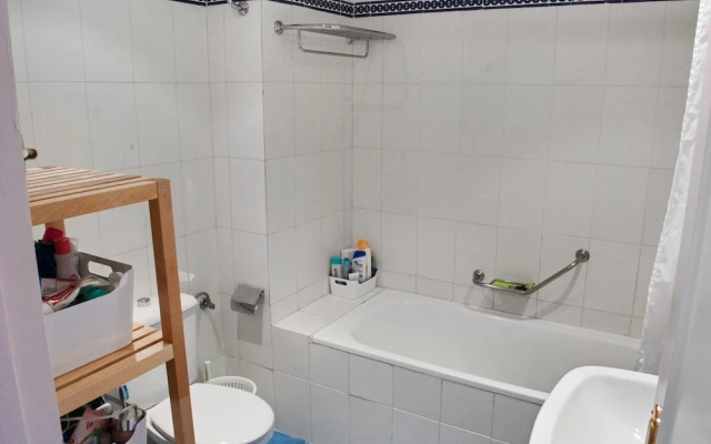 Apartment - 2 Bedrooms with Pool and WiFi - 107349
