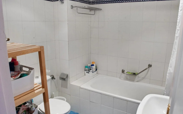 Apartment - 2 Bedrooms with Pool and WiFi - 107349