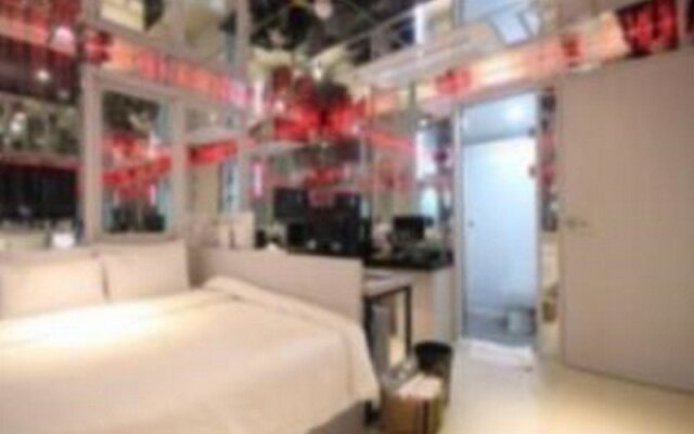 Seven Motel