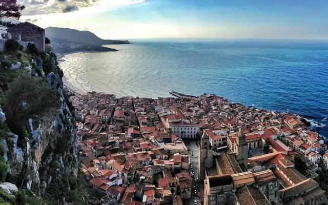 Attico Centro Storico Cefalù