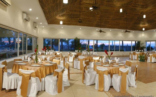 El Cid Marina Beach Hotel