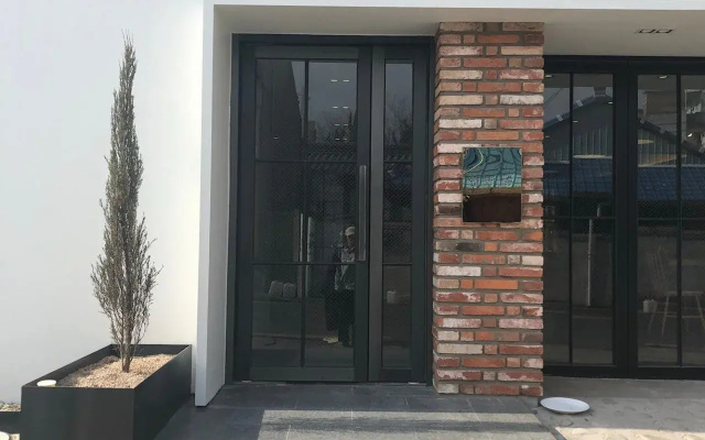 Star-Maru Guesthouse