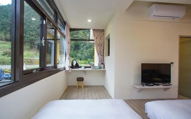 New Live B&B