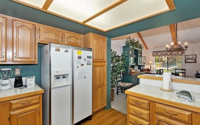 079 Golf and Ski Home