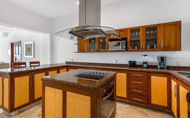 HOLT Grand Miramar Residences