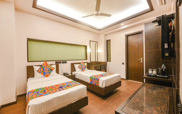FabHotel Aashraye