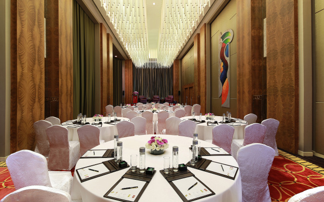 The Eton Hotel