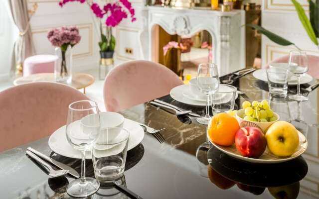 Luxury 2 Bedroom Apartment Eiffel Tower