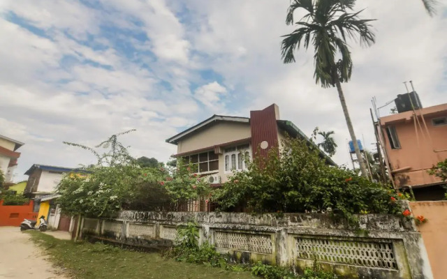 Trinayan Associates by OYO Rooms