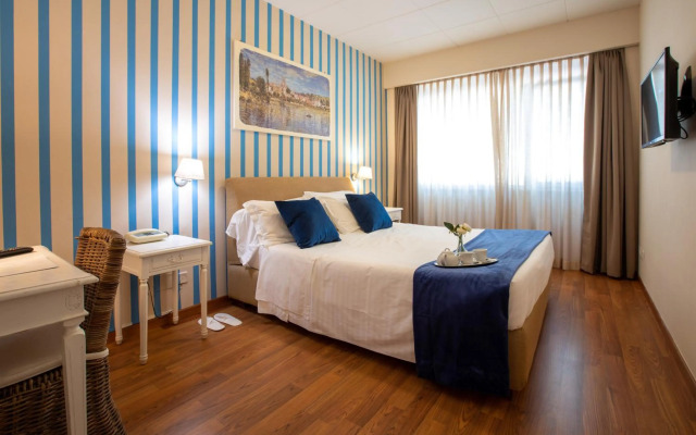 Hotel Palace Del Conero